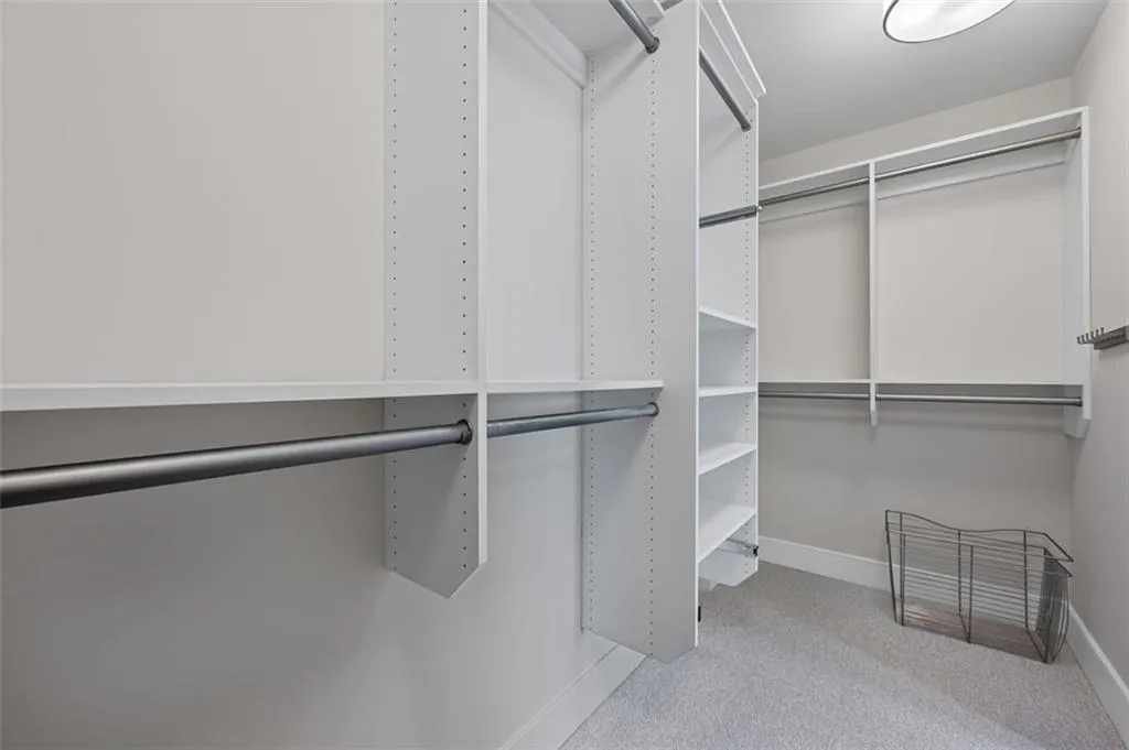 3630 Peachtree Road Ne Unit 2408, Atlanta, Georgia 30326, 1 Bedroom Bedrooms, ,1 BathroomBathrooms,Residential,For Sale,3630 Peachtree Road Ne Unit 2408,7592367