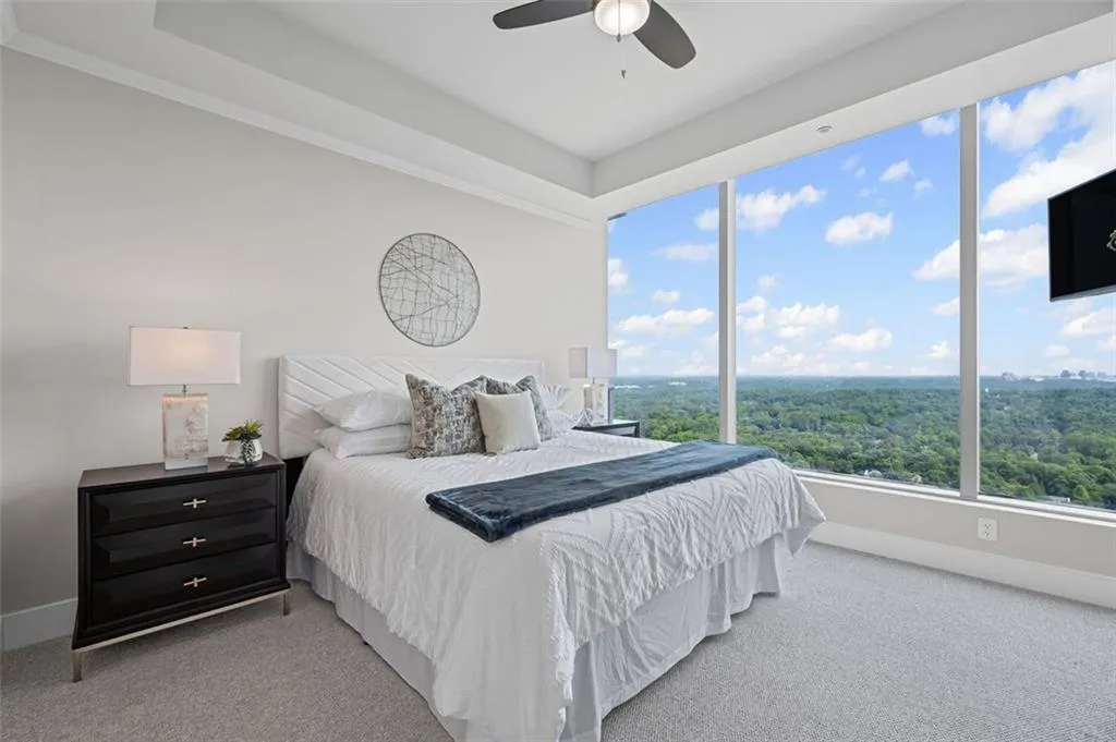 3630 Peachtree Road Ne Unit 2408, Atlanta, Georgia 30326, 1 Bedroom Bedrooms, ,1 BathroomBathrooms,Residential,For Sale,3630 Peachtree Road Ne Unit 2408,7592367