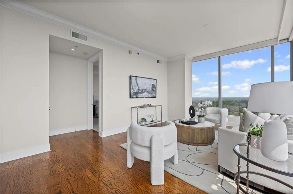 3630 Peachtree Road Ne Unit 2408, Atlanta, Georgia 30326, 1 Bedroom Bedrooms, ,1 BathroomBathrooms,Residential,For Sale,3630 Peachtree Road Ne Unit 2408,7592367