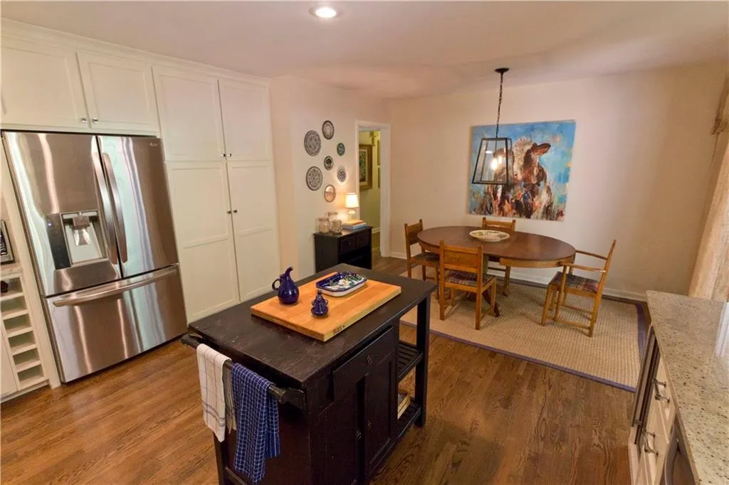 330 Elden Drive, Atlanta, Georgia 30342, 4 Bedrooms Bedrooms, ,3 BathroomsBathrooms,Residential,Sold,330 Elden Drive,5707270