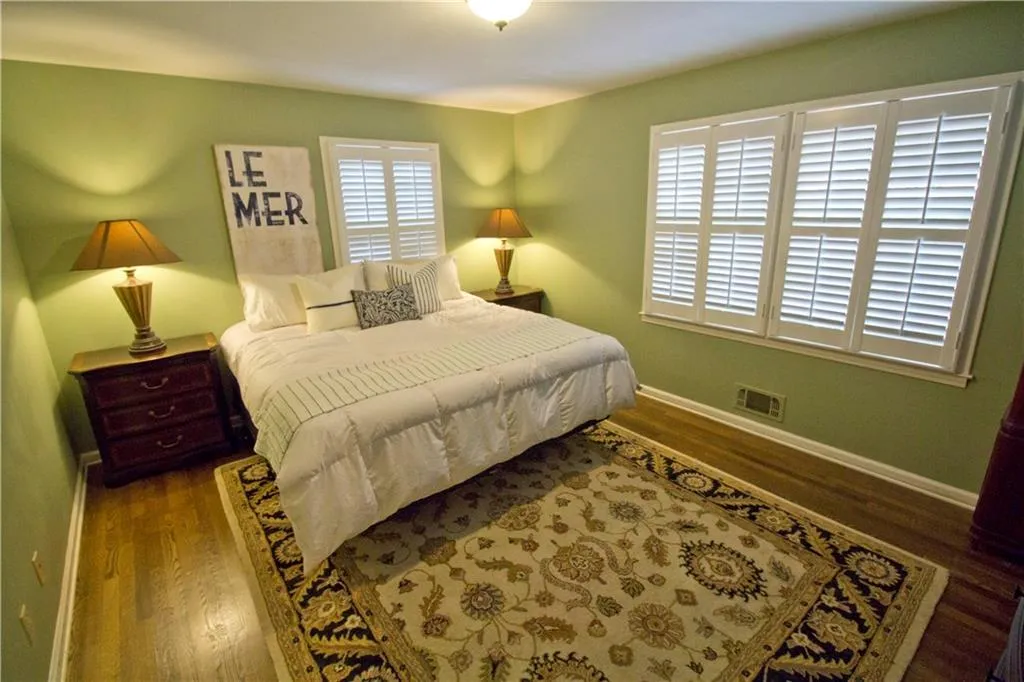 330 Elden Drive, Atlanta, Georgia 30342, 4 Bedrooms Bedrooms, ,3 BathroomsBathrooms,Residential,Sold,330 Elden Drive,5707270