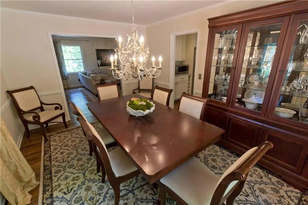 330 Elden Drive, Atlanta, Georgia 30342, 4 Bedrooms Bedrooms, ,3 BathroomsBathrooms,Residential,Sold,330 Elden Drive,5707270