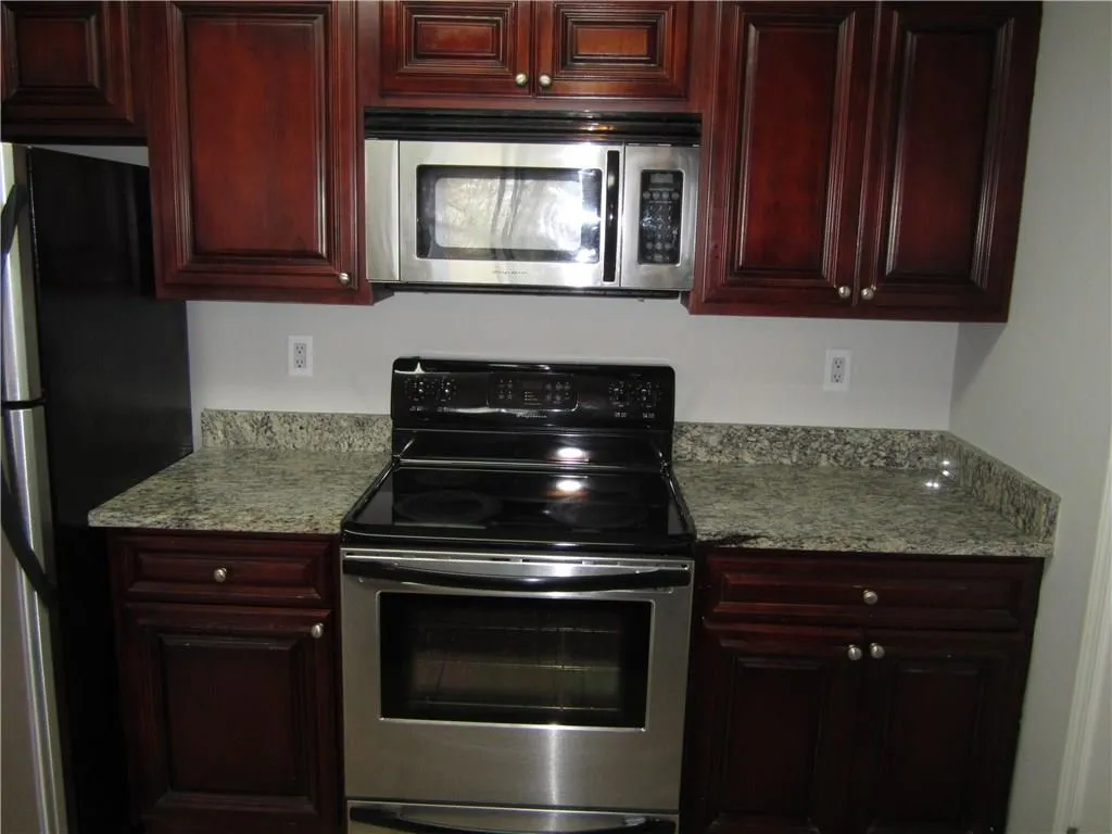 1304 Santa Fe Parkway, Sandy Springs, Georgia 30350, 1 Bedroom Bedrooms, ,1 BathroomBathrooms,Residential,Sold,1304 Santa Fe Parkway,5829391