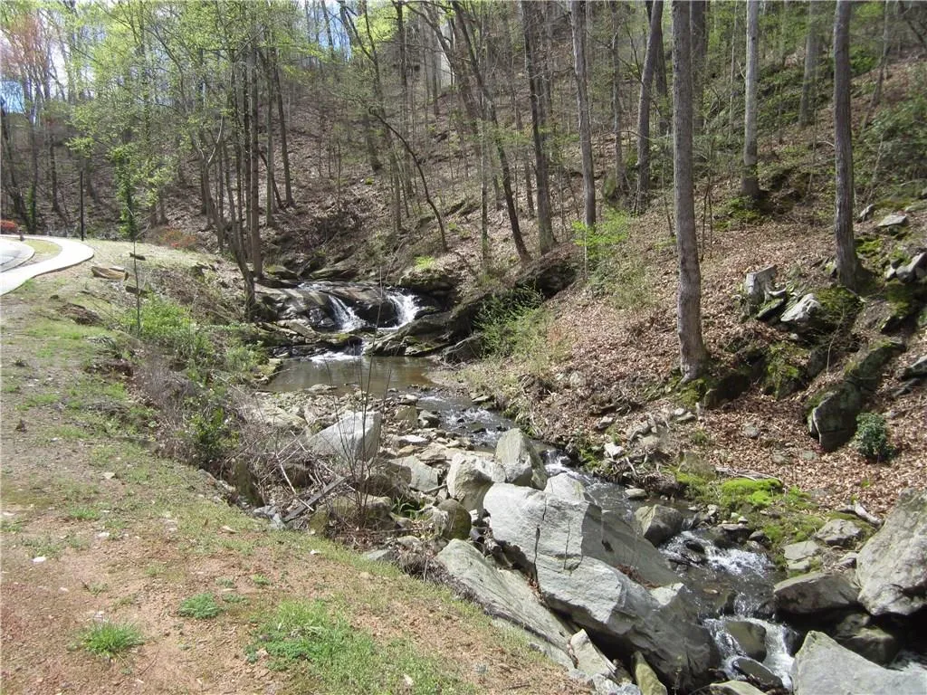 1304 Santa Fe Parkway, Sandy Springs, Georgia 30350, 1 Bedroom Bedrooms, ,1 BathroomBathrooms,Residential,Sold,1304 Santa Fe Parkway,5829391