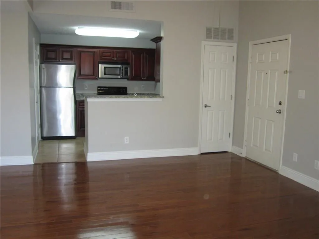 1304 Santa Fe Parkway, Sandy Springs, Georgia 30350, 1 Bedroom Bedrooms, ,1 BathroomBathrooms,Residential,Sold,1304 Santa Fe Parkway,5829391