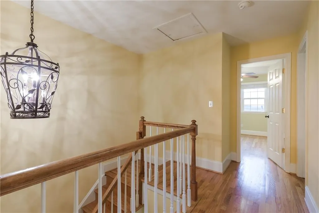 6520 Roswell Road Unit 80, Sandy Springs, Georgia 30328, 3 Bedrooms Bedrooms, ,2 BathroomsBathrooms,Residential,Sold,6520 Roswell Road Unit 80,6115631