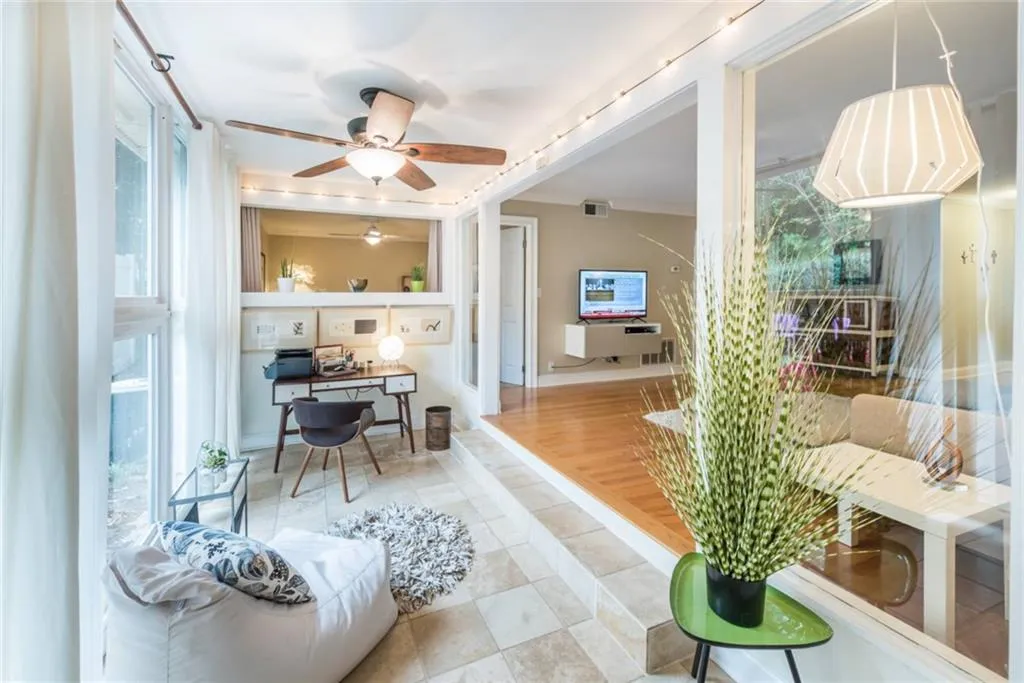 346 Carpenter Drive Unit 19, Atlanta, Georgia 30328, 2 Bedrooms Bedrooms, ,2 BathroomsBathrooms,Residential,Sold,346 Carpenter Drive Unit 19,5828918