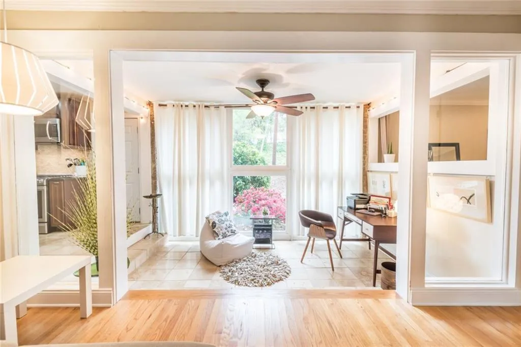 346 Carpenter Drive Unit 19, Atlanta, Georgia 30328, 2 Bedrooms Bedrooms, ,2 BathroomsBathrooms,Residential,Sold,346 Carpenter Drive Unit 19,5828918