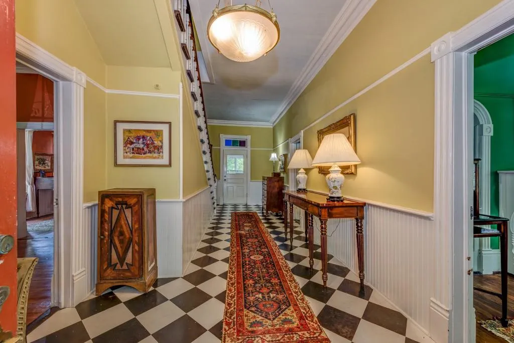 9725 Roberts Drive, Sandy Springs, Georgia 30350, 3 Bedrooms Bedrooms, ,3 BathroomsBathrooms,Residential,Sold,9725 Roberts Drive,6031964