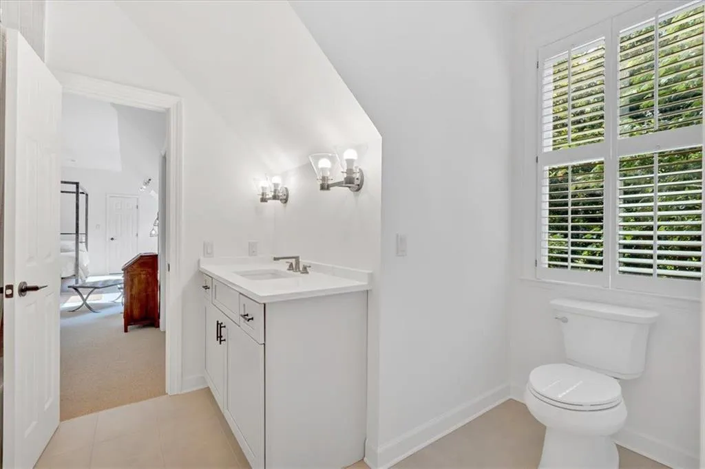 400 Old Ivy Road Ne, Atlanta, Georgia 30342, 6 Bedrooms Bedrooms, ,5 BathroomsBathrooms,Residential,For Sale,400 Old Ivy Road Ne,7687992