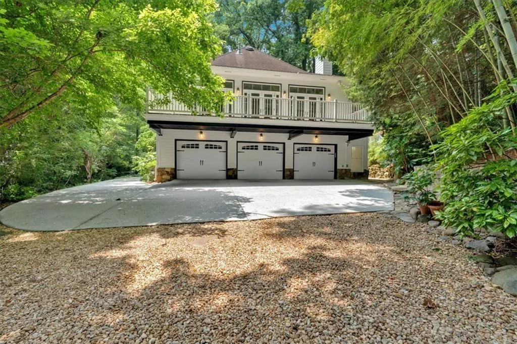 400 Old Ivy Road Ne, Atlanta, Georgia 30342, 6 Bedrooms Bedrooms, ,5 BathroomsBathrooms,Residential,For Sale,400 Old Ivy Road Ne,7687992
