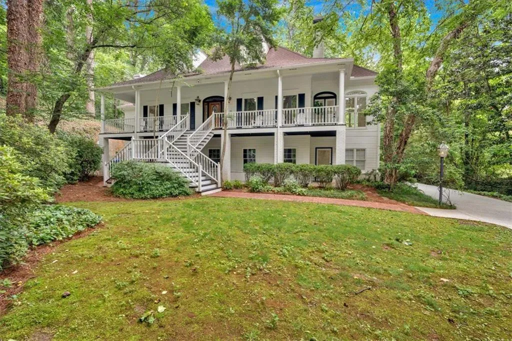 400 Old Ivy Road Ne, Atlanta, Georgia 30342, 6 Bedrooms Bedrooms, ,5 BathroomsBathrooms,Residential,For Sale,400 Old Ivy Road Ne,7687992