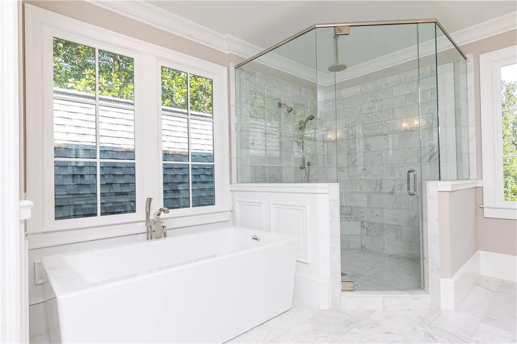 765 Old Post Road, Atlanta, Georgia 30328, 5 Bedrooms Bedrooms, ,5 BathroomsBathrooms,Residential,Sold,765 Old Post Road,6735632