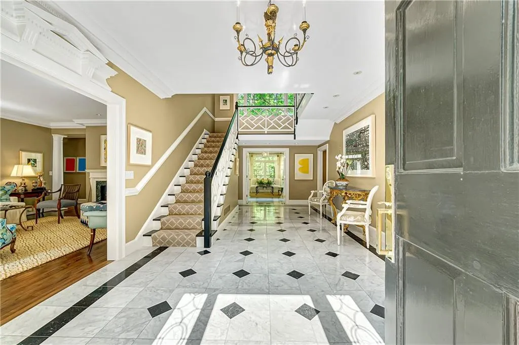 4700 Harris Trail, Atlanta, Georgia 30327, 5 Bedrooms Bedrooms, ,5 BathroomsBathrooms,Residential,Sold,4700 Harris Trail,6873756