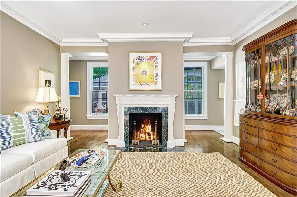 4700 Harris Trail, Atlanta, Georgia 30327, 5 Bedrooms Bedrooms, ,5 BathroomsBathrooms,Residential,Sold,4700 Harris Trail,6873756