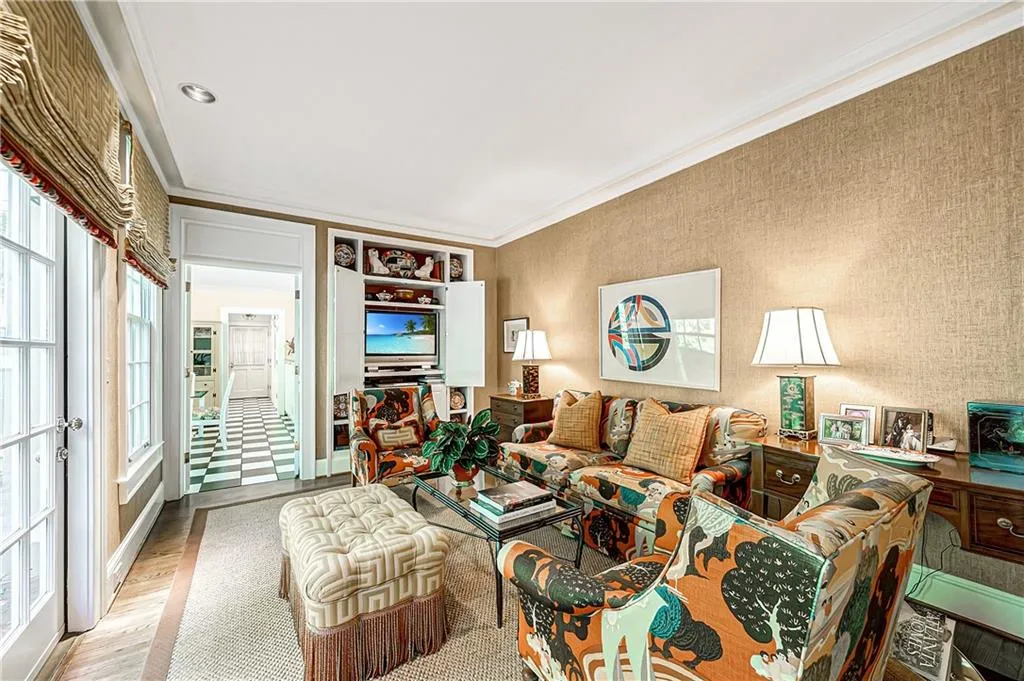 4700 Harris Trail, Atlanta, Georgia 30327, 5 Bedrooms Bedrooms, ,5 BathroomsBathrooms,Residential,Sold,4700 Harris Trail,6873756