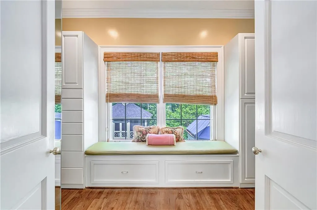 4700 Harris Trail, Atlanta, Georgia 30327, 5 Bedrooms Bedrooms, ,5 BathroomsBathrooms,Residential,Sold,4700 Harris Trail,6873756