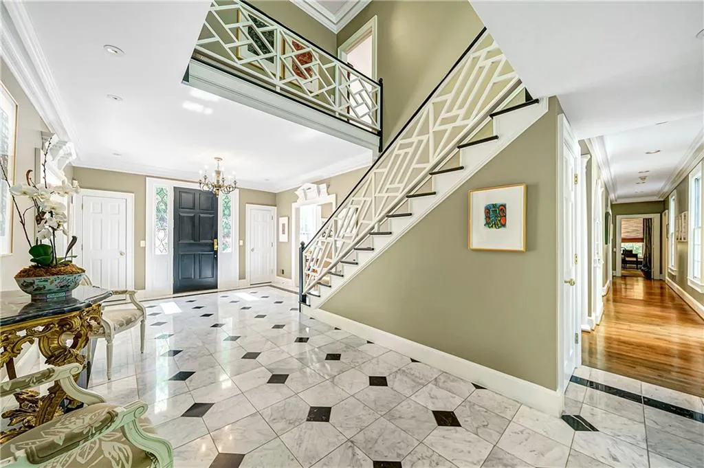 4700 Harris Trail, Atlanta, Georgia 30327, 5 Bedrooms Bedrooms, ,5 BathroomsBathrooms,Residential,Sold,4700 Harris Trail,6873756