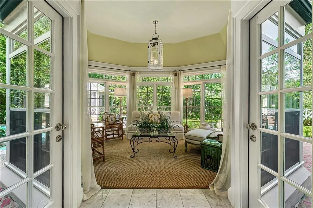 4700 Harris Trail, Atlanta, Georgia 30327, 5 Bedrooms Bedrooms, ,5 BathroomsBathrooms,Residential,Sold,4700 Harris Trail,6873756