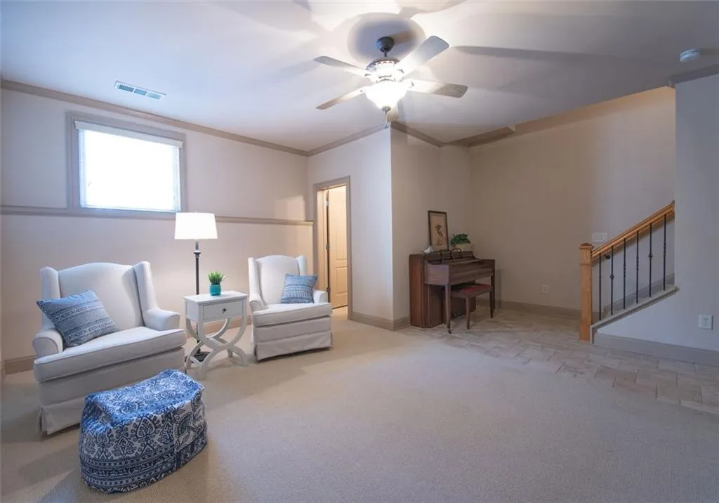 949 Persimmon Point, Atlanta, Georgia 30328, 2 Bedrooms Bedrooms, ,3 BathroomsBathrooms,Residential,Sold,949 Persimmon Point,6948378