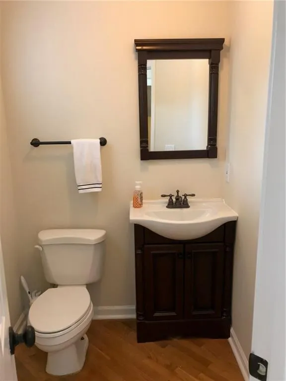 8605 Hope Mews Court, Atlanta, Georgia 30350, 2 Bedrooms Bedrooms, ,2 BathroomsBathrooms,Residential,Sold,8605 Hope Mews Court,6037091