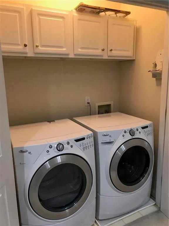 8605 Hope Mews Court, Atlanta, Georgia 30350, 2 Bedrooms Bedrooms, ,2 BathroomsBathrooms,Residential,Sold,8605 Hope Mews Court,6037091