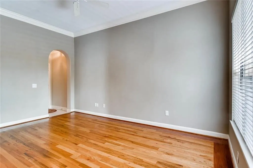 3777 Peachtree Road Ne Unit 1732, Brookhaven, Georgia 30319, 2 Bedrooms Bedrooms, ,2 BathroomsBathrooms,Residential,Sold,3777 Peachtree Road Ne Unit 1732,5835569