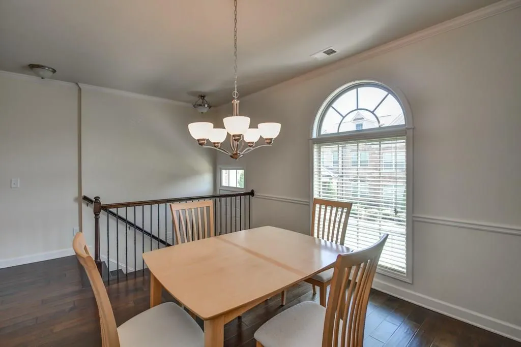 7548 Highlands Point, Sandy Springs, Georgia 30328, 3 Bedrooms Bedrooms, ,3 BathroomsBathrooms,Residential,Sold,7548 Highlands Point,6051934