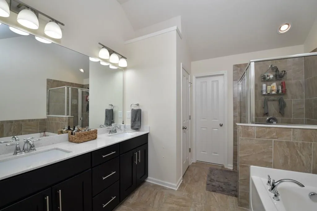 7548 Highlands Point, Sandy Springs, Georgia 30328, 3 Bedrooms Bedrooms, ,3 BathroomsBathrooms,Residential,Sold,7548 Highlands Point,6051934