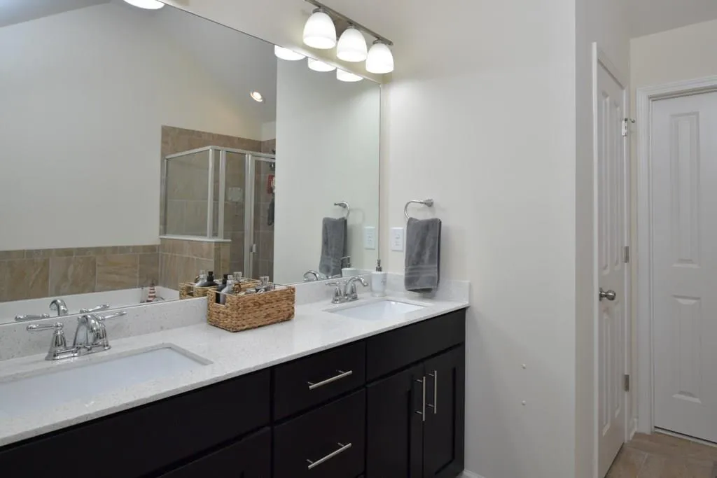 7548 Highlands Point, Sandy Springs, Georgia 30328, 3 Bedrooms Bedrooms, ,3 BathroomsBathrooms,Residential,Sold,7548 Highlands Point,6051934