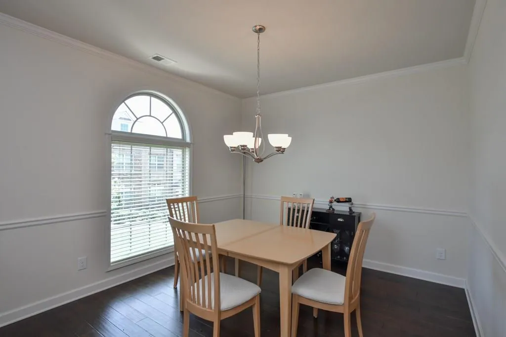 7548 Highlands Point, Sandy Springs, Georgia 30328, 3 Bedrooms Bedrooms, ,3 BathroomsBathrooms,Residential,Sold,7548 Highlands Point,6051934