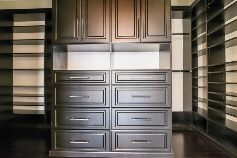 8345 Grogans Ferry Road, Sandy Springs, Georgia 30350, 6 Bedrooms Bedrooms, ,6 BathroomsBathrooms,Residential,Sold,8345 Grogans Ferry Road,5765724