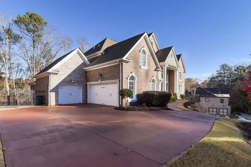 8345 Grogans Ferry Road, Sandy Springs, Georgia 30350, 6 Bedrooms Bedrooms, ,6 BathroomsBathrooms,Residential,Sold,8345 Grogans Ferry Road,5765724