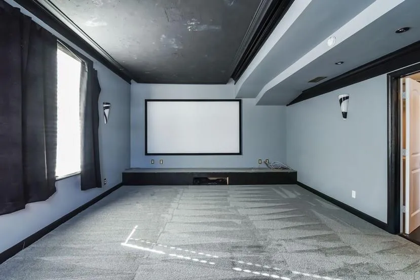 8345 Grogans Ferry Road, Sandy Springs, Georgia 30350, 6 Bedrooms Bedrooms, ,6 BathroomsBathrooms,Residential,Sold,8345 Grogans Ferry Road,5765724