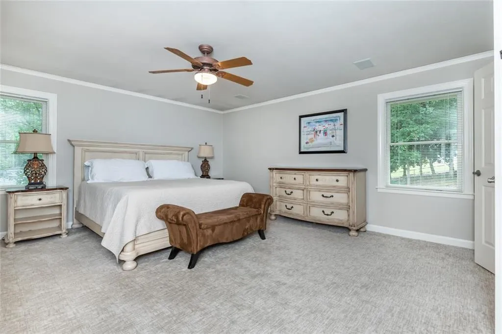 430 Riverside Parkway, Sandy Springs, Georgia 30328, 5 Bedrooms Bedrooms, ,3 BathroomsBathrooms,Residential,Sold,430 Riverside Parkway,6781453