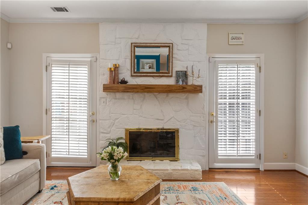 5330 Chemin De Vie, Atlanta, Georgia 30342, 2 Bedrooms Bedrooms, ,2 BathroomsBathrooms,Residential,Sold,5330 Chemin De Vie,7333604