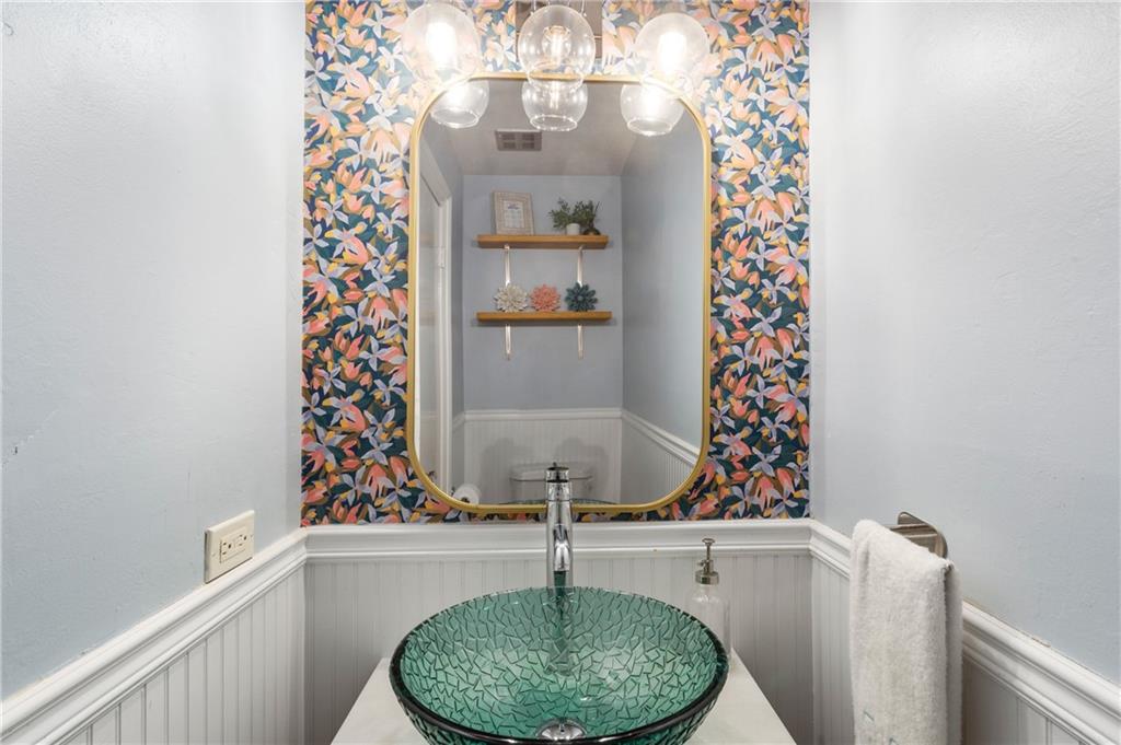 5330 Chemin De Vie, Atlanta, Georgia 30342, 2 Bedrooms Bedrooms, ,2 BathroomsBathrooms,Residential,Sold,5330 Chemin De Vie,7333604