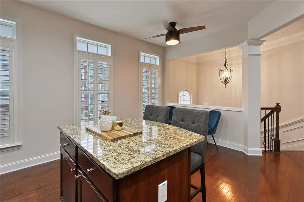 5052 Ridgemont Walk Se, Atlanta, Georgia 30339, 3 Bedrooms Bedrooms, ,3 BathroomsBathrooms,Residential,Sold,5052 Ridgemont Walk Se,6532034