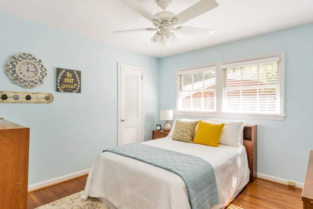 660 Carriage Drive, Sandy Springs, Georgia 30328, 4 Bedrooms Bedrooms, ,2 BathroomsBathrooms,Residential,Sold,660 Carriage Drive,5923449
