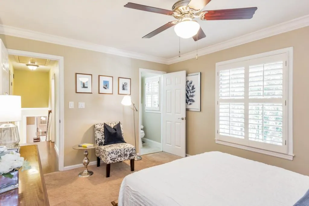 660 Carriage Drive, Sandy Springs, Georgia 30328, 4 Bedrooms Bedrooms, ,2 BathroomsBathrooms,Residential,Sold,660 Carriage Drive,5923449