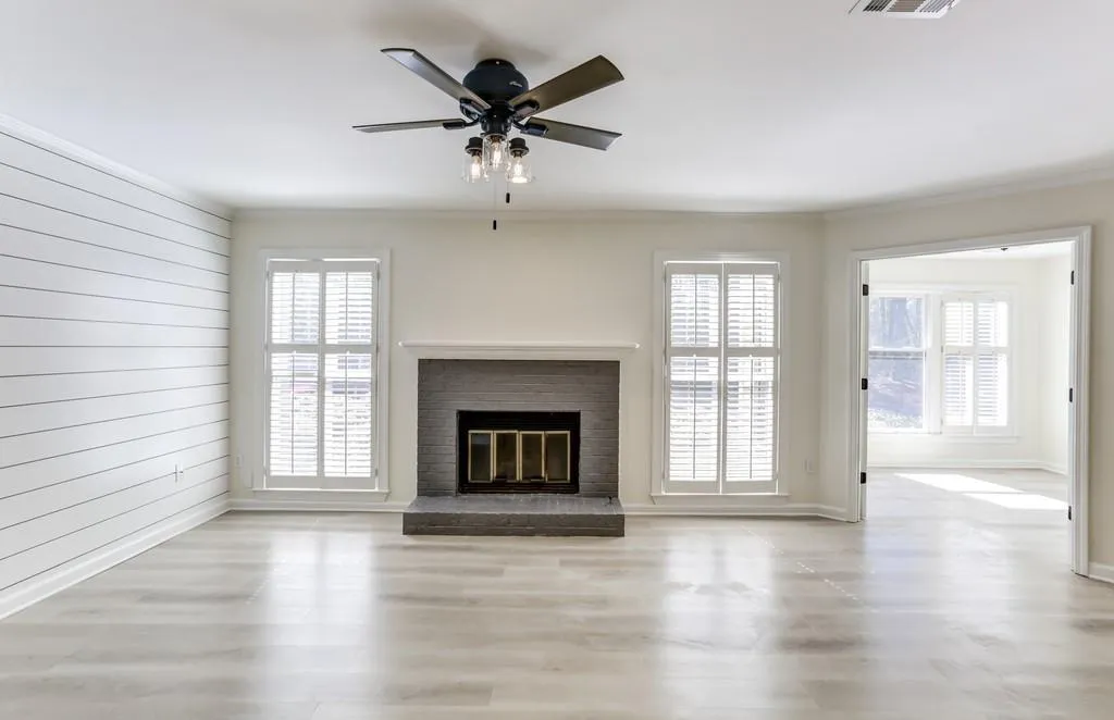 309 Hollyfax Circle Ne, Atlanta, Georgia 30328, 2 Bedrooms Bedrooms, ,2 BathroomsBathrooms,Residential,Sold,309 Hollyfax Circle Ne,6849013
