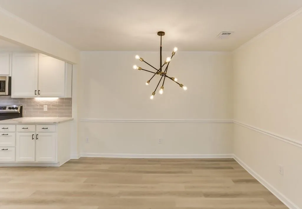 309 Hollyfax Circle Ne, Atlanta, Georgia 30328, 2 Bedrooms Bedrooms, ,2 BathroomsBathrooms,Residential,Sold,309 Hollyfax Circle Ne,6849013