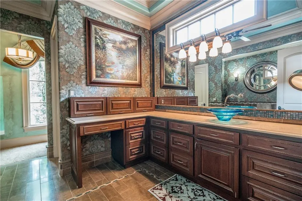 424 Caruso Court, Sandy Springs, Georgia 30350, 5 Bedrooms Bedrooms, ,6 BathroomsBathrooms,Residential,Sold,424 Caruso Court,5946209