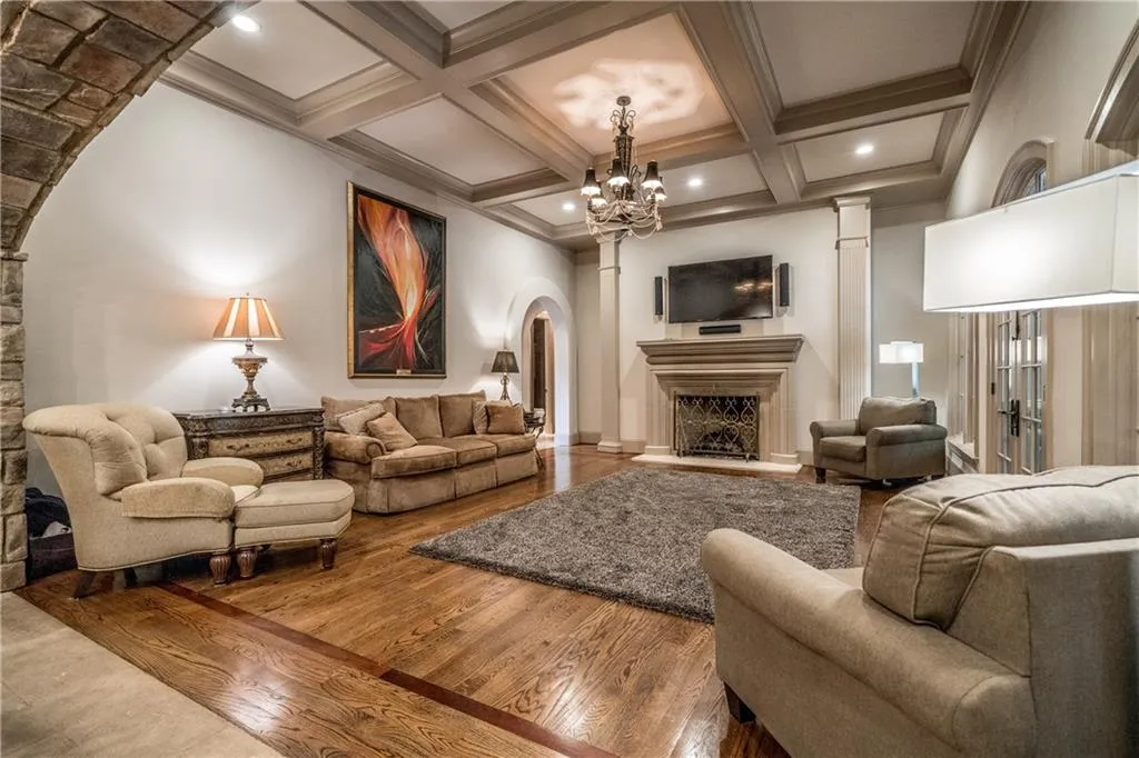 424 Caruso Court, Sandy Springs, Georgia 30350, 5 Bedrooms Bedrooms, ,6 BathroomsBathrooms,Residential,Sold,424 Caruso Court,5946209