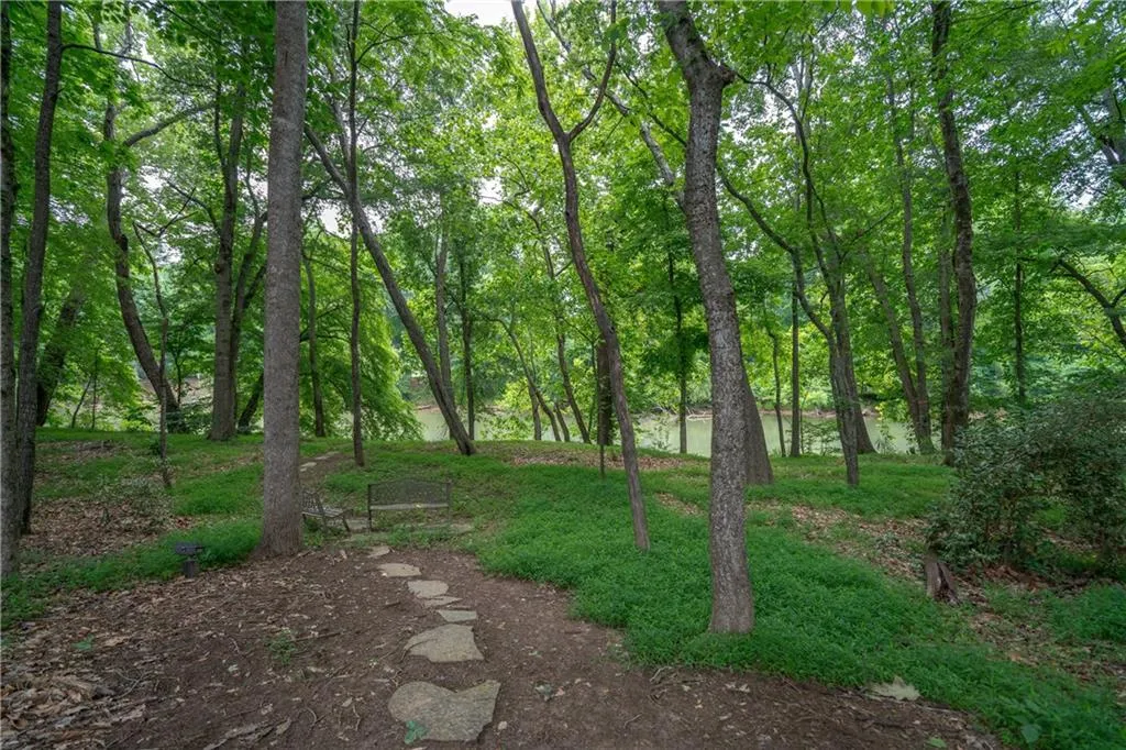 424 Caruso Court, Sandy Springs, Georgia 30350, 5 Bedrooms Bedrooms, ,6 BathroomsBathrooms,Residential,Sold,424 Caruso Court,5946209