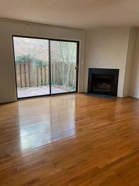 6700 Roswell Road Unit 25f, Sandy Springs, Georgia 30328, 2 Bedrooms Bedrooms, ,1 BathroomBathrooms,Residential,Sold,6700 Roswell Road Unit 25f,6824328