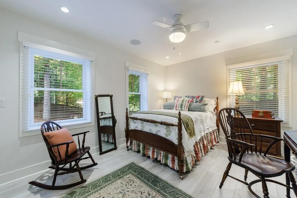1943 Sunbury Place, Atlanta, Georgia 30318, 4 Bedrooms Bedrooms, ,3 BathroomsBathrooms,Residential,For Sale,1943 Sunbury Place,7621046