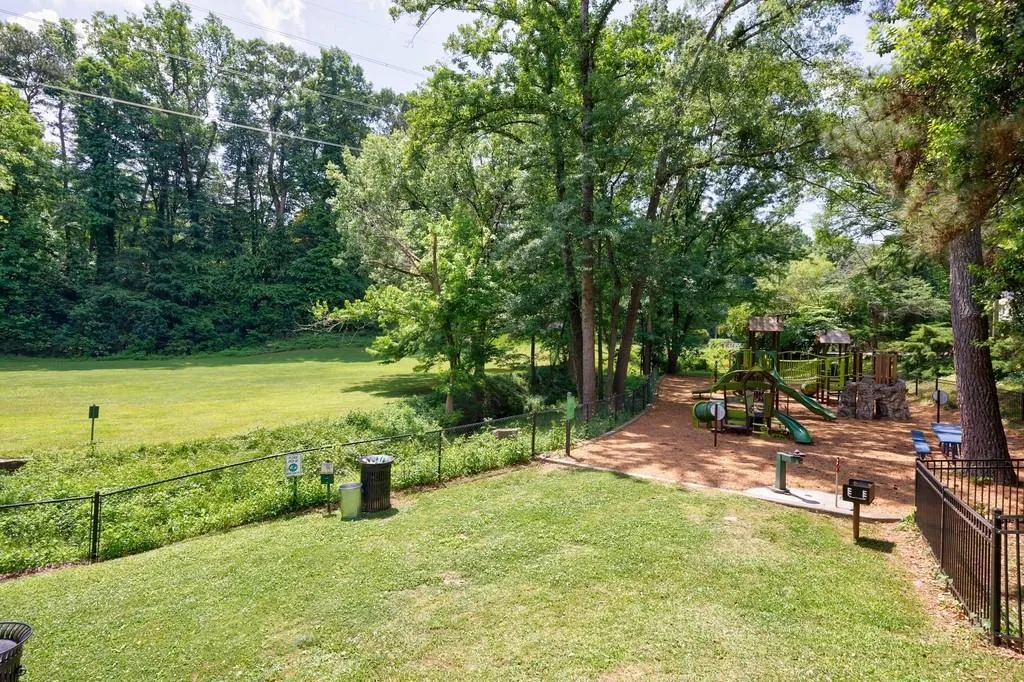 1943 Sunbury Place, Atlanta, Georgia 30318, 4 Bedrooms Bedrooms, ,3 BathroomsBathrooms,Residential,For Sale,1943 Sunbury Place,7621046