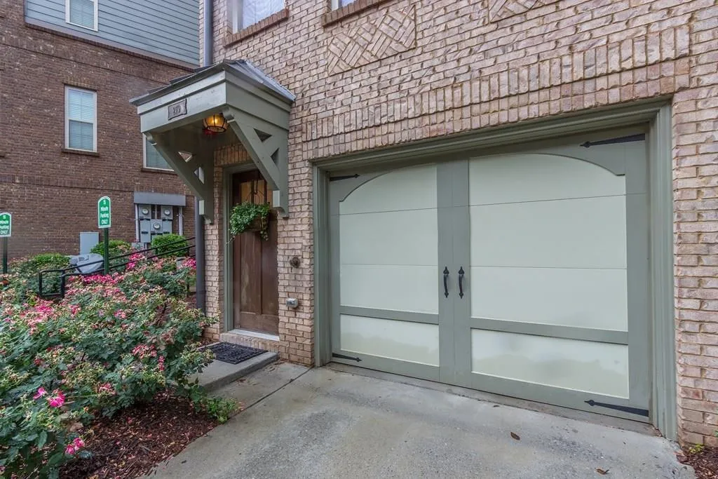 279 Goodson Way Nw Unit -, Atlanta, Georgia 30309, 2 Bedrooms Bedrooms, ,2 BathroomsBathrooms,Residential,Sold,279 Goodson Way Nw Unit -,5852780