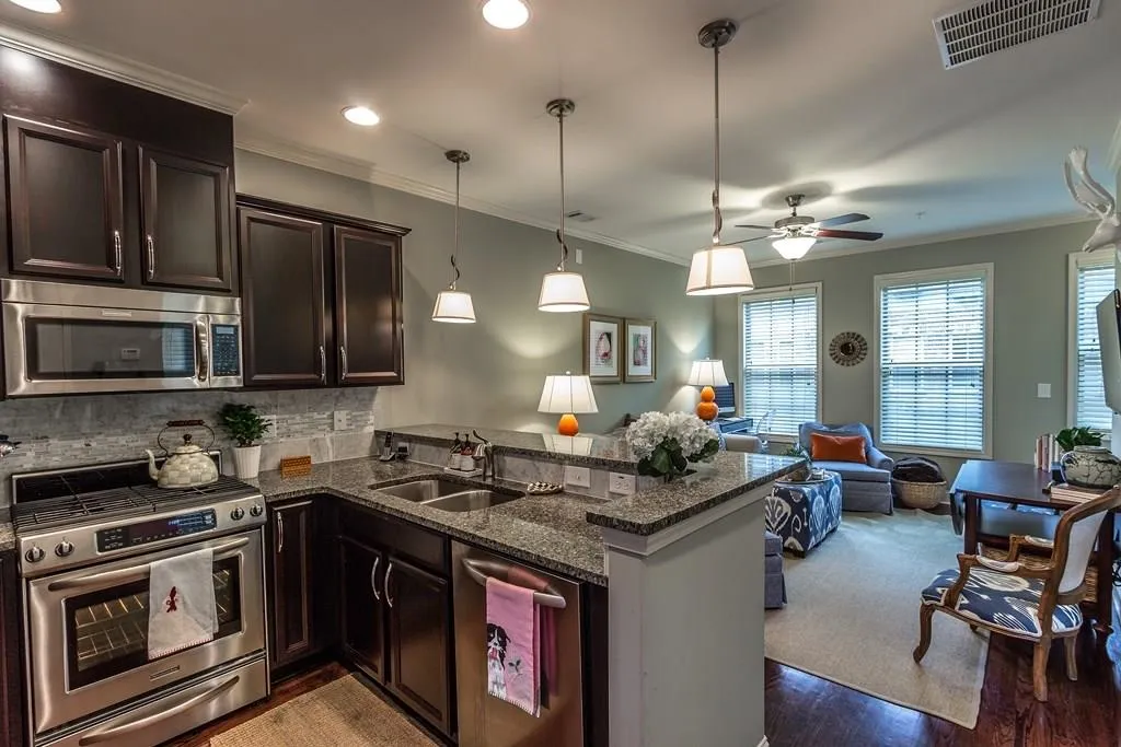 279 Goodson Way Nw Unit -, Atlanta, Georgia 30309, 2 Bedrooms Bedrooms, ,2 BathroomsBathrooms,Residential,Sold,279 Goodson Way Nw Unit -,5852780
